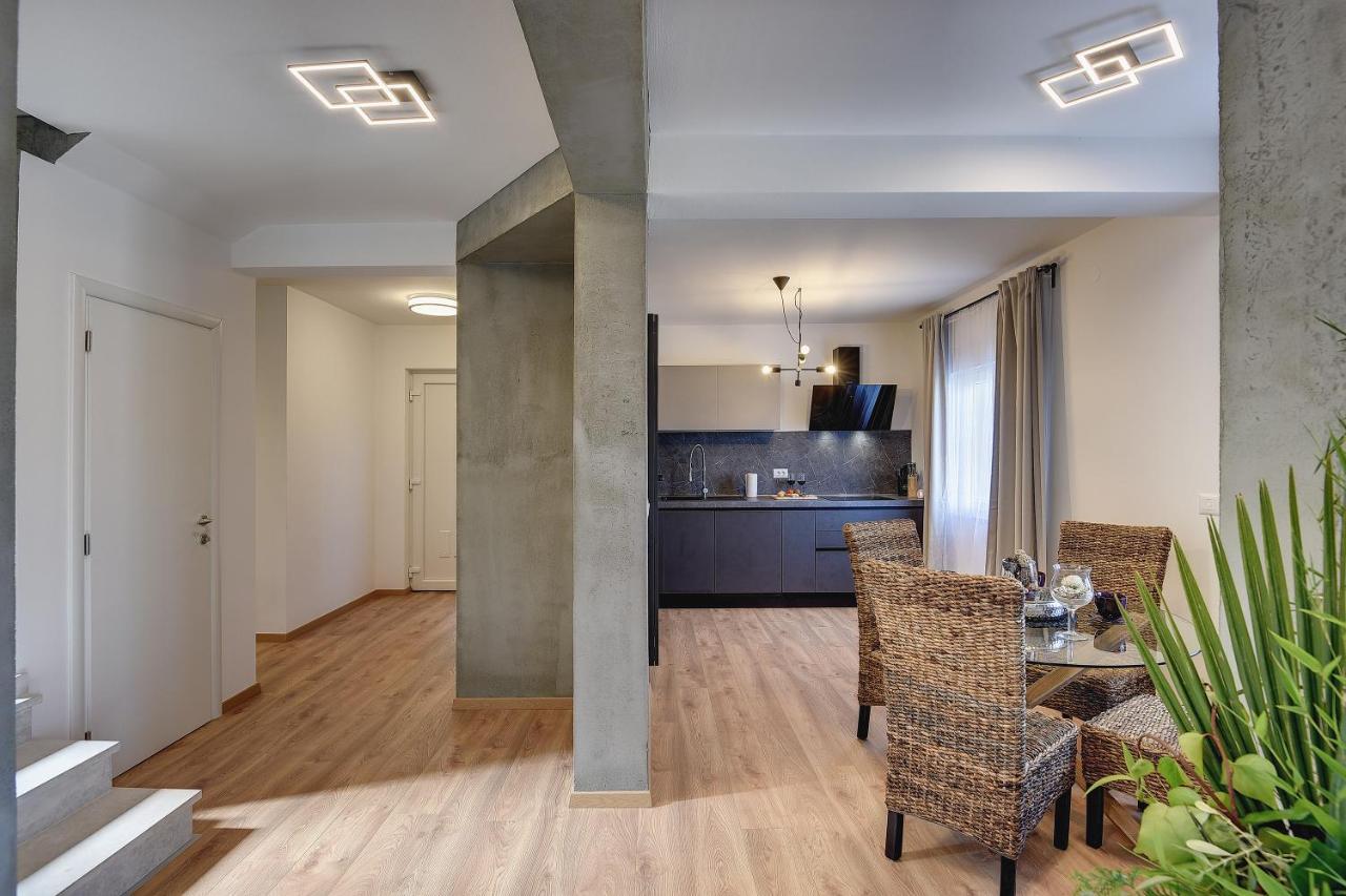 Vila Una With Private Pool Near Rovinj - Open 2022 로비니스코 셀로 외부 사진
