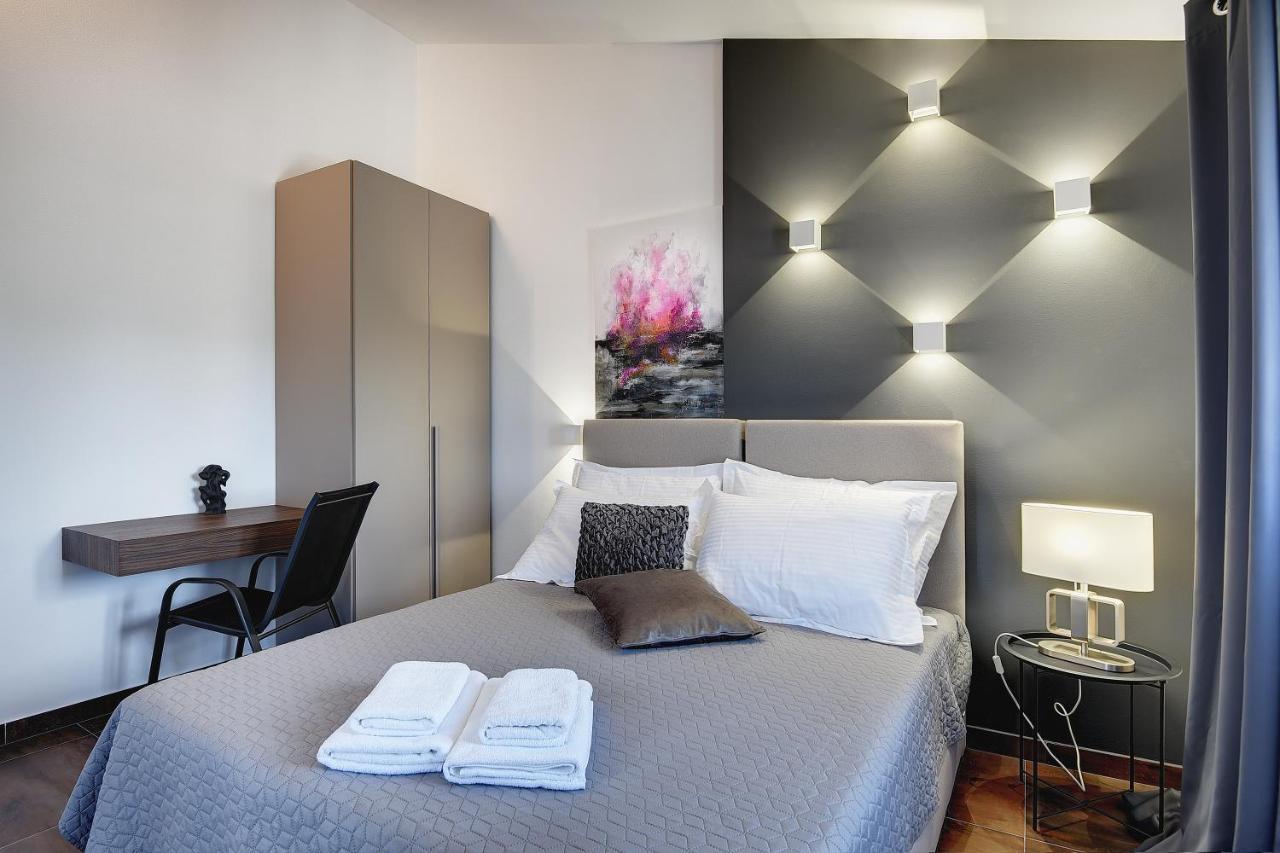 Vila Una With Private Pool Near Rovinj - Open 2022 로비니스코 셀로 외부 사진