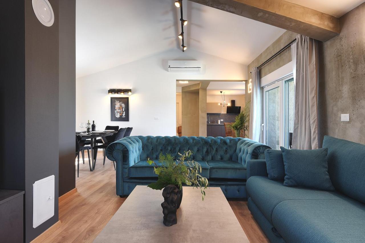 Vila Una With Private Pool Near Rovinj - Open 2022 로비니스코 셀로 외부 사진