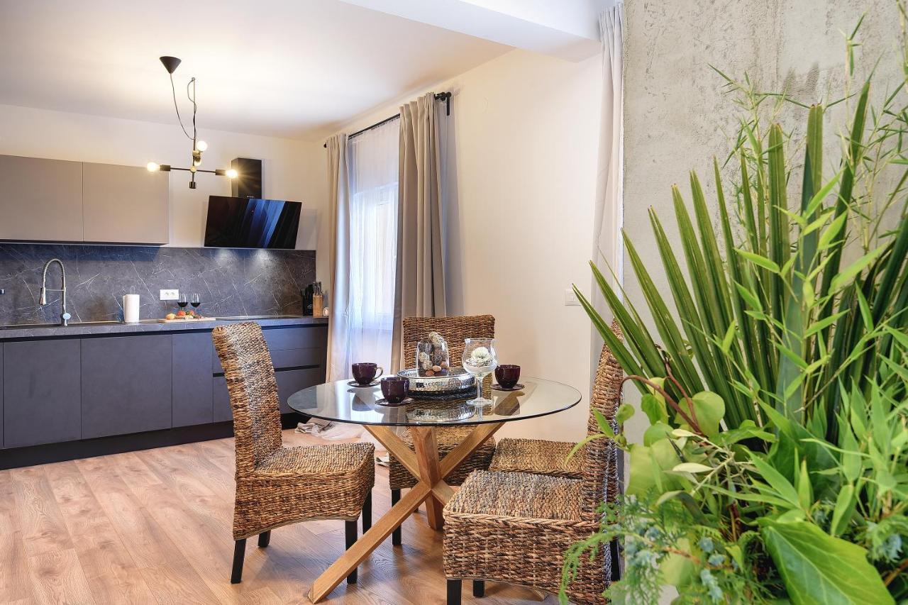 Vila Una With Private Pool Near Rovinj - Open 2022 로비니스코 셀로 외부 사진