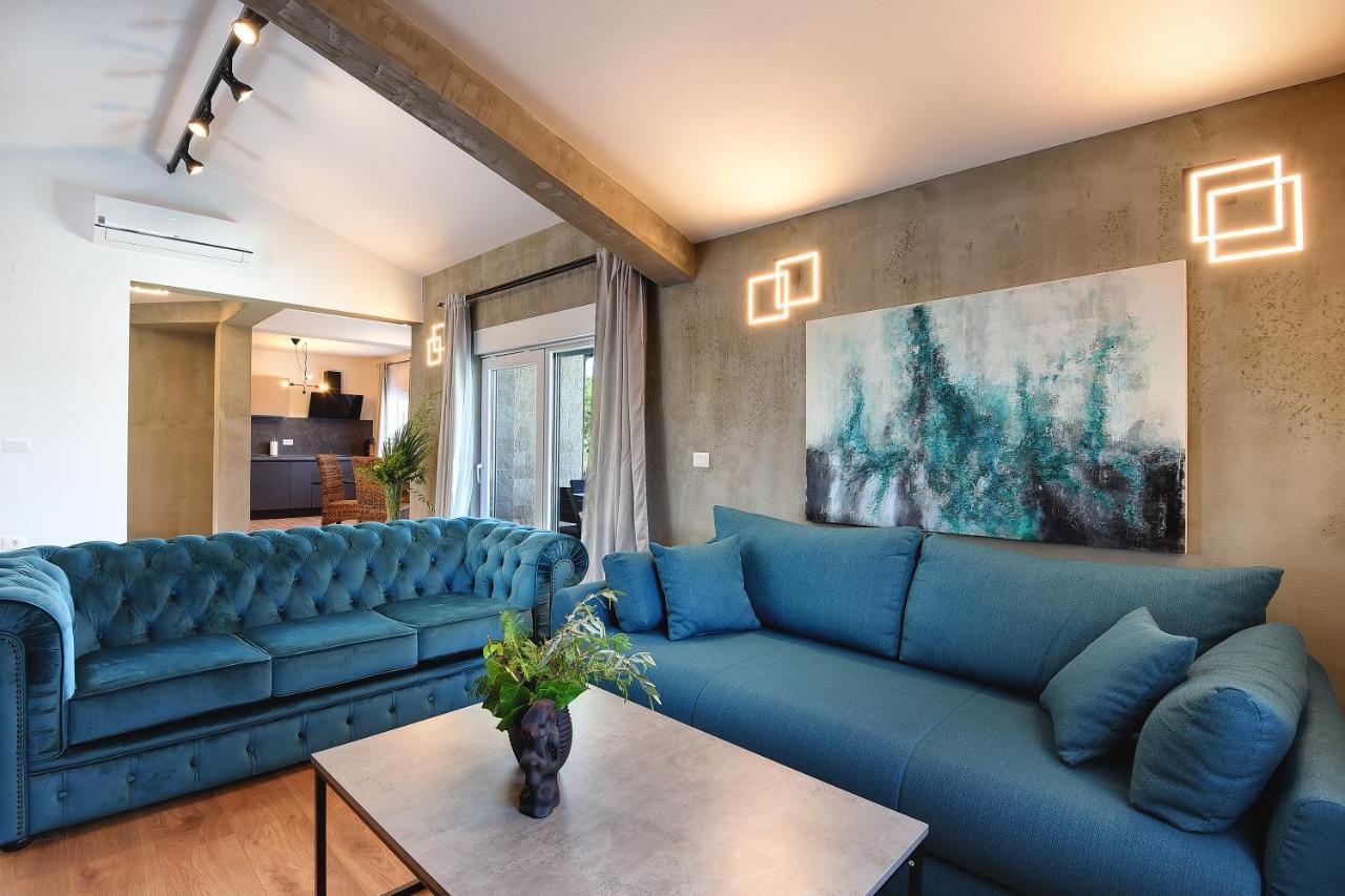 Vila Una With Private Pool Near Rovinj - Open 2022 로비니스코 셀로 외부 사진